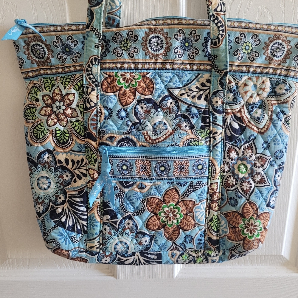 Vera Bradley Shoulder Bag